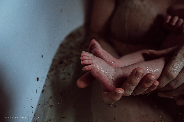 newborn feet, baby toes