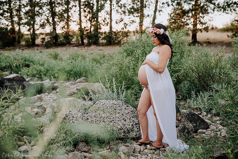 baby bump, Spokane maternity photographers, spokane maternity photography, cda maternity pictures, cheney maternity photos, maternity dress spokane, blush pink maternity gown, pink lace maternity dress, indoor maternity spokane, in home materniy spokane