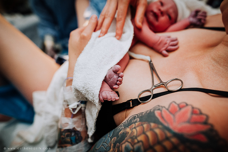 Spokane birth photographer, hospital birth photography spokane, natural birth spokane, newborn hospital photos Spokane, CDA birth photographers, Cheney birth photography