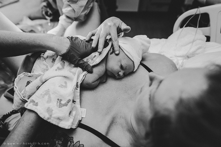 Spokane birth photographer, hospital birth photography spokane, natural birth spokane, newborn hospital photos Spokane, CDA birth photographers, Cheney birth photography
