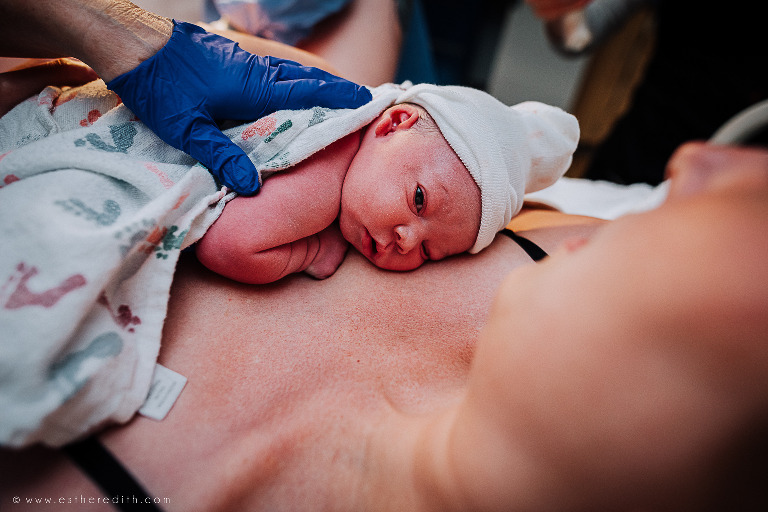 Spokane birth photographer, hospital birth photography spokane, natural birth spokane, newborn hospital photos Spokane, CDA birth photographers, Cheney birth photography