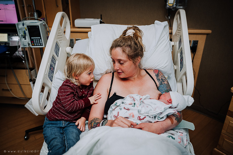 Spokane birth photographer, hospital birth photography spokane, natural birth spokane, newborn hospital photos Spokane, CDA birth photographers, Cheney birth photography