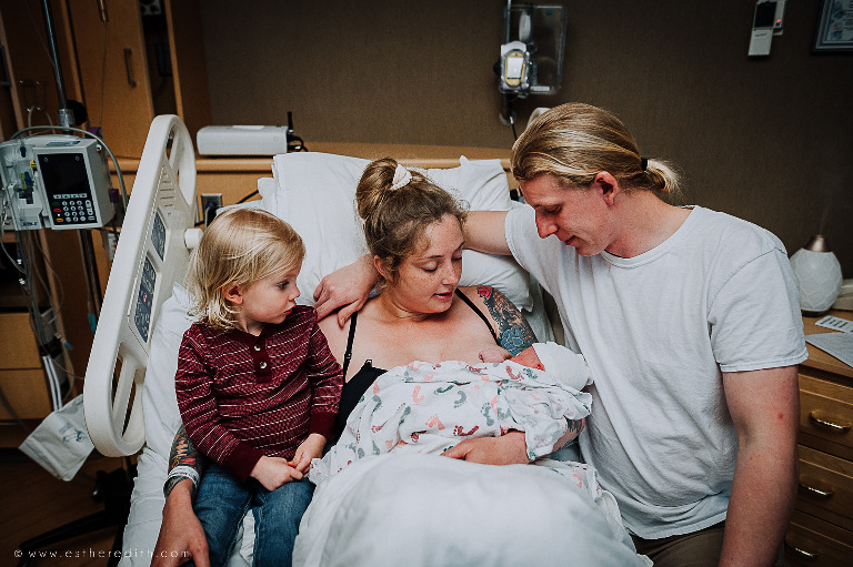 Spokane birth photographer, hospital birth photography spokane, natural birth spokane, newborn hospital photos Spokane, CDA birth photographers, Cheney birth photography