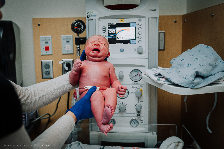 Spokane birth photographer, hospital birth photography spokane, natural birth spokane, newborn hospital photos Spokane, CDA birth photographers, Cheney birth photography