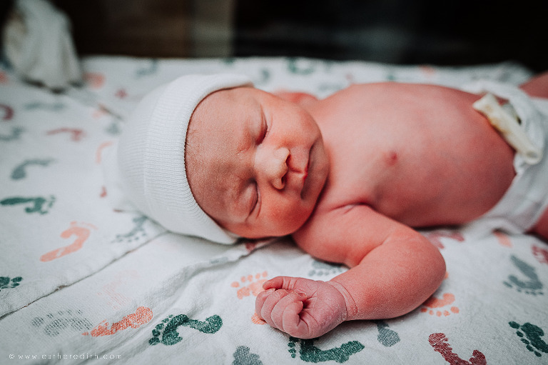 Spokane birth photographer, hospital birth photography spokane, natural birth spokane, newborn hospital photos Spokane, CDA birth photographers, Cheney birtSpokane birth photographer, hospital birth photography spokane, natural birth spokane, newborn hospital photos Spokane, CDA birth photographers, Cheney birth photographyh photography