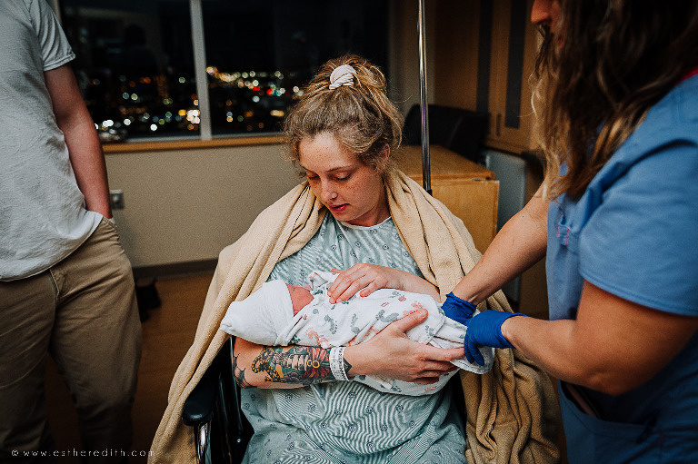Spokane birth photographer, hospital birth photography spokane, natural birth spokane, newborn hospital photos Spokane, CDA birth photographers, Cheney birth photography