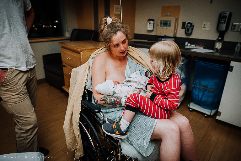 Spokane birth photographer, hospital birth photography spokane, natural birth spokane, newborn hospital photos Spokane, CDA birth photographers, Cheney birth photography