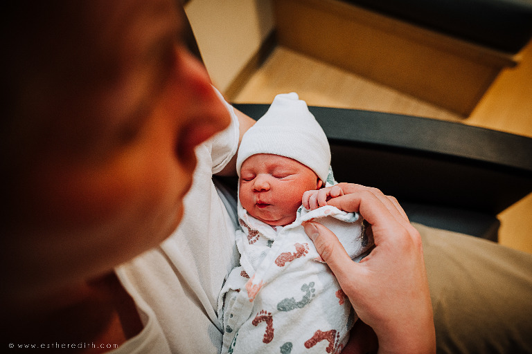 Spokane birth photographer, hospital birth photography spokane, natural birth spokane, newborn hospital photos Spokane, CDA birth photographers, Cheney birth photography