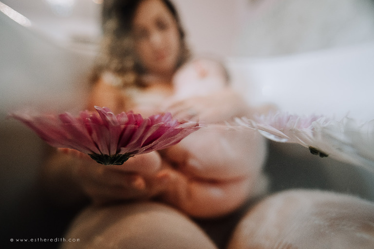 under water birth photography, under water herbal bath, under water photography spokane