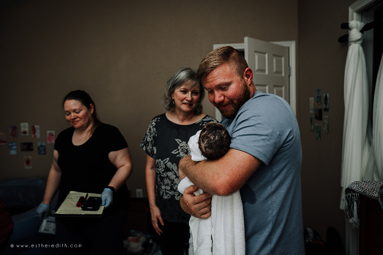 home birth videography, spokane birth and family videos, spokane family pictures, cda birth videographer, idaho maternity pictures, spokane newborn photographers, home water birth video