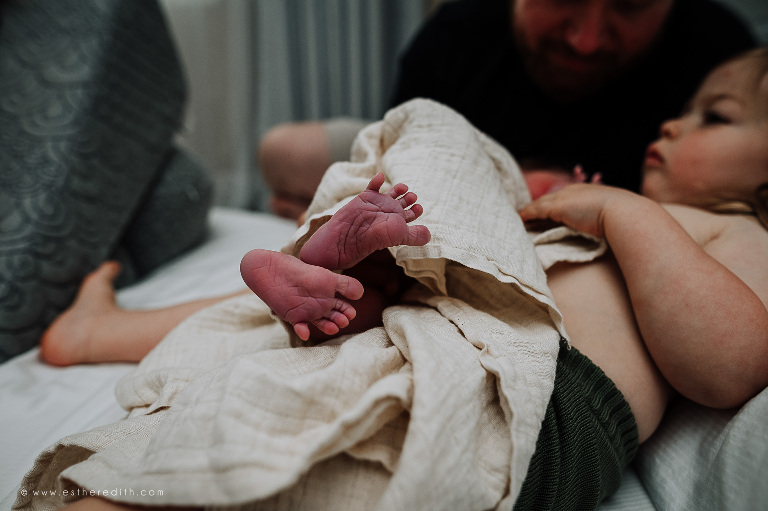 home birth videography, spokane birth and family videos, spokane family pictures, cda birth videographer, idaho maternity pictures, spokane newborn photographers, home water birth video
