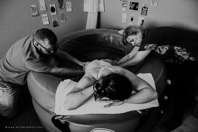home birth videography, spokane birth and family videos, spokane family pictures, cda birth videographer, idaho maternity pictures, spokane newborn photographers, home water birth video