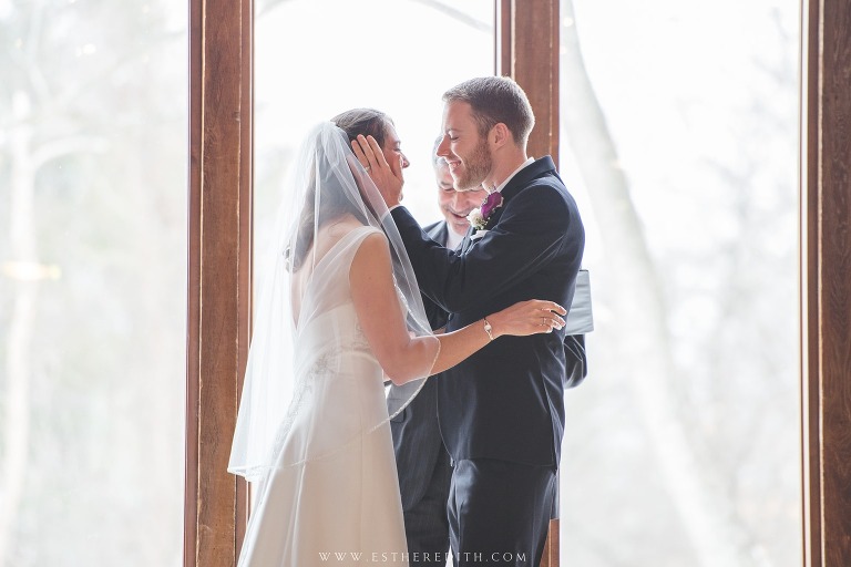 Esther Edith galleries wedding photography, Troy Pat's Barn New York, www.estheredith.com