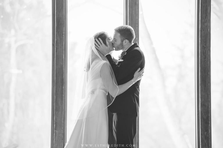 Esther Edith galleries wedding photography, Troy Pat's Barn New York, www.estheredith.com