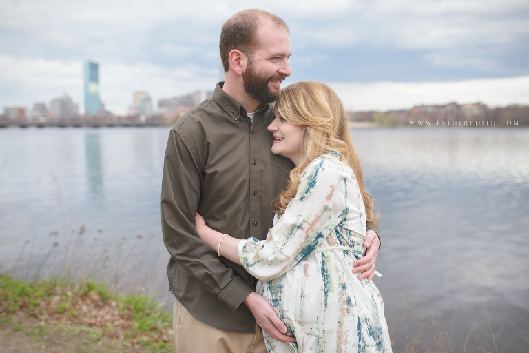 Maternity Photographer Massachusetts, Boston Charles River Maternity Photos, baby bump, pregnancy, maternity couple