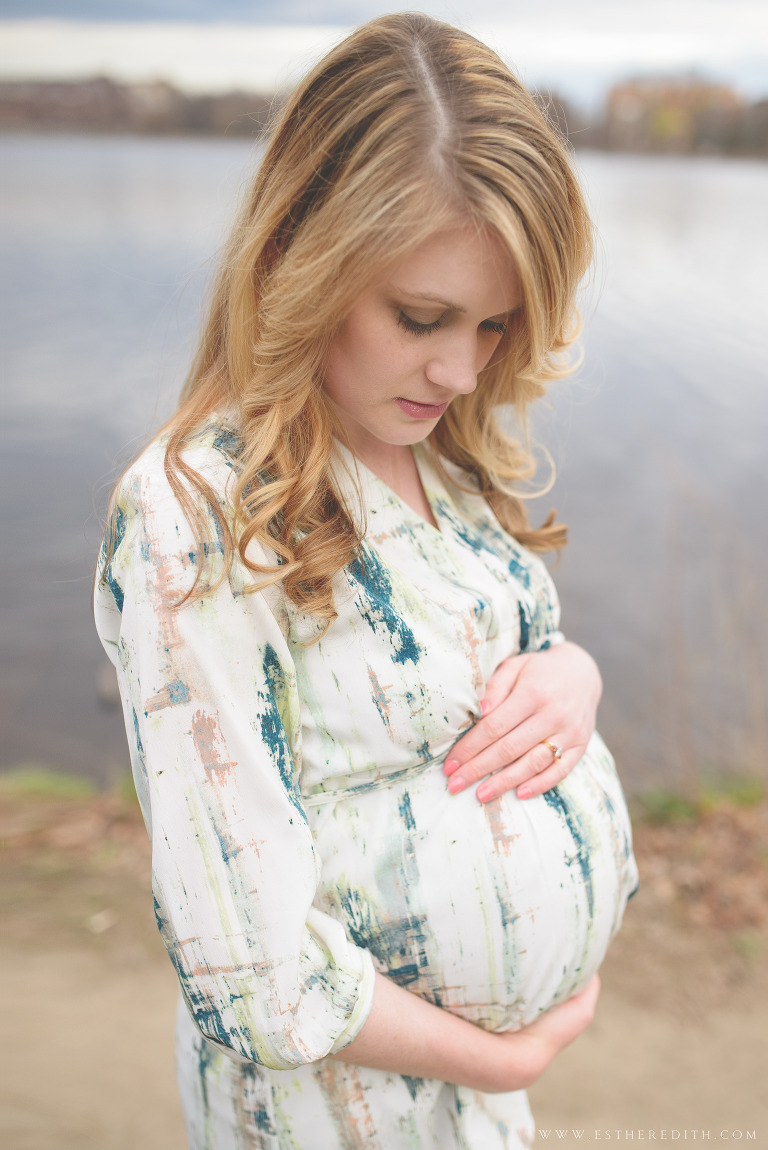 Maternity Photographer Massachusetts, Boston Charles River Maternity Photos, baby bump, pregnancy, maternity couple