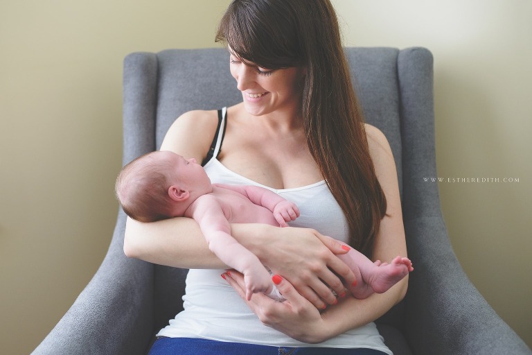 Newborn Lifestyle Photography by Esther Edith Photographer and Doula