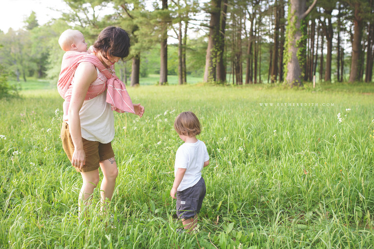 Babywearing Photography by Esther Edith Photography and Doula, carry them close, pavo textiles, apogee port wrap 