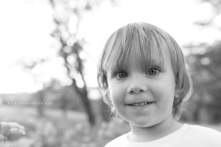 Babywearing Photography by Esther Edith Photography and Doula, carry them close, pavo textiles, apogee port wrap 