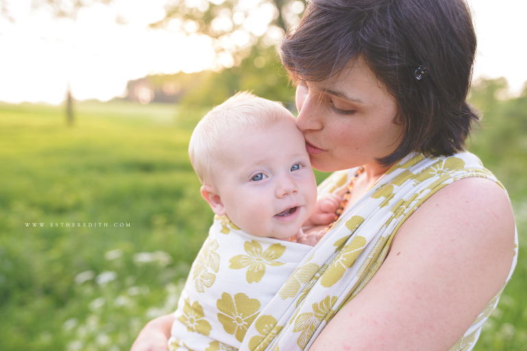 Babywearing Photography by Esther Edith Photography and Doula, carry them close, pavo textiles, pavo hanakotoba vireo