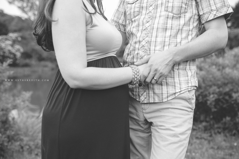 Maternity Photographer Massachusetts, Boston Arnold Arboretum Maternity Photos, baby bump, pregnancy, maternity couple