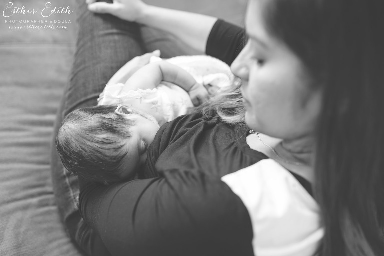 Newborn Lifestyle Photography by Esther Edith Photographer and Doula