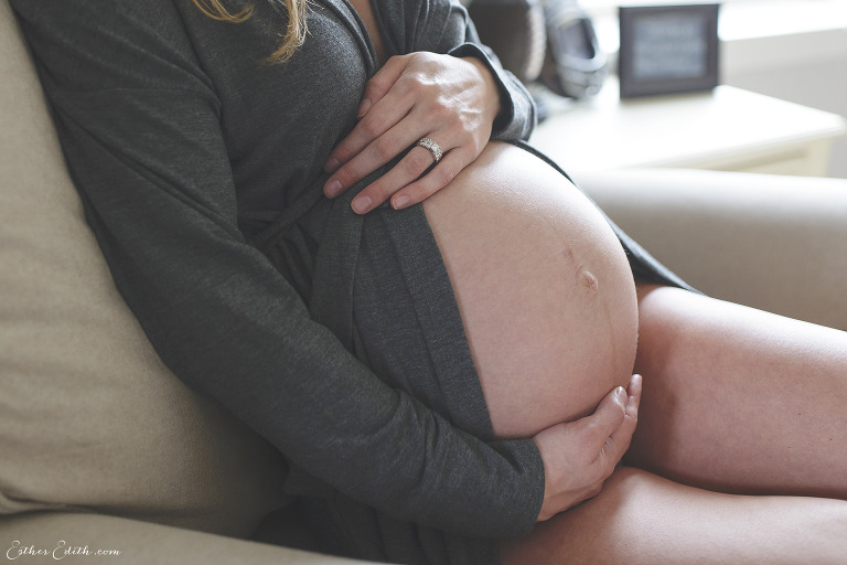 baby nursery spokane, indoor maternity session, casual indoor maternity photos, Spokane Maternity Photographers, baby bump, pregnancy phtoos spokane, coeur d'alene maternity photographers, spokane professional pregnancy photographers