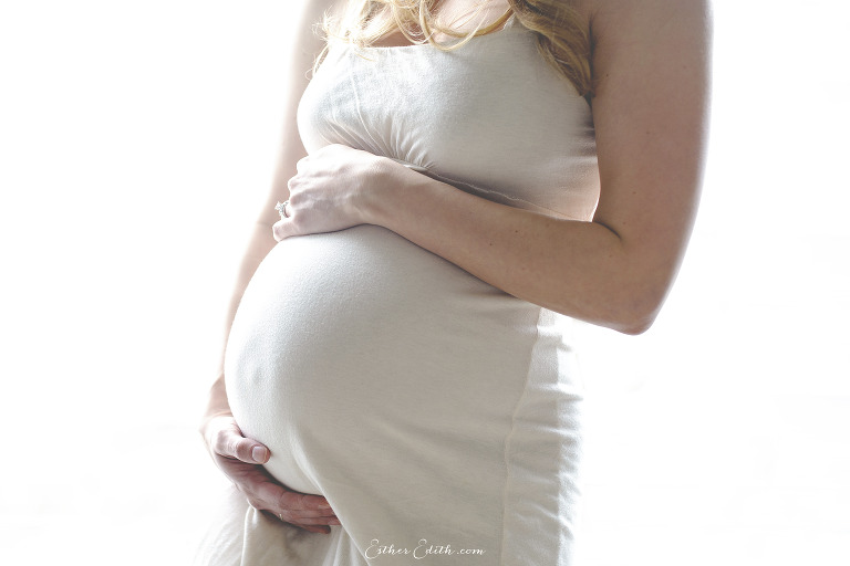 baby nursery spokane, indoor maternity session, casual indoor maternity photos, Spokane Maternity Photographers, baby bump, pregnancy phtoos spokane, coeur d'alene maternity photographers, spokane professional pregnancy photographers