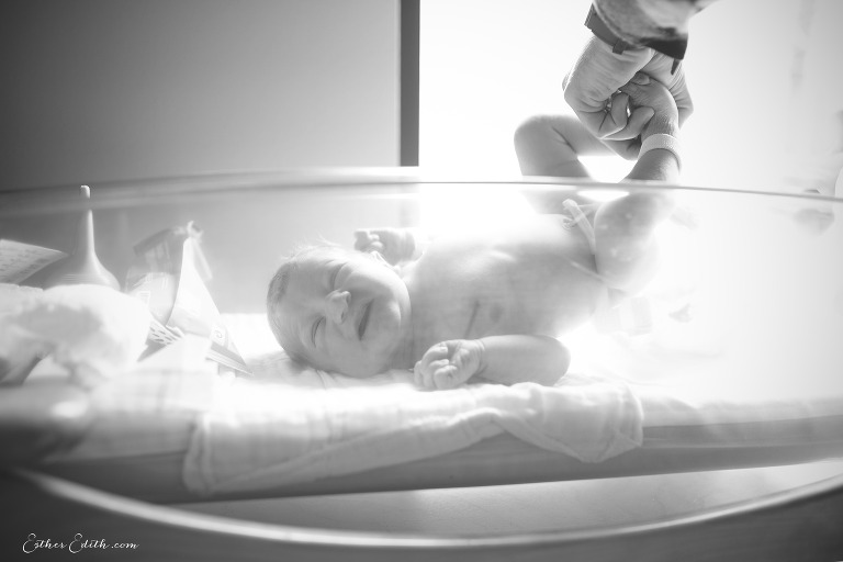 fresh 48, early hours, birth photographers spokane, birth photos spokane washington, coeur d'alene fresh 48, kirkland fresh 48, birth photography spokane washington, spokane birth photographers, esther edith, spokane doula