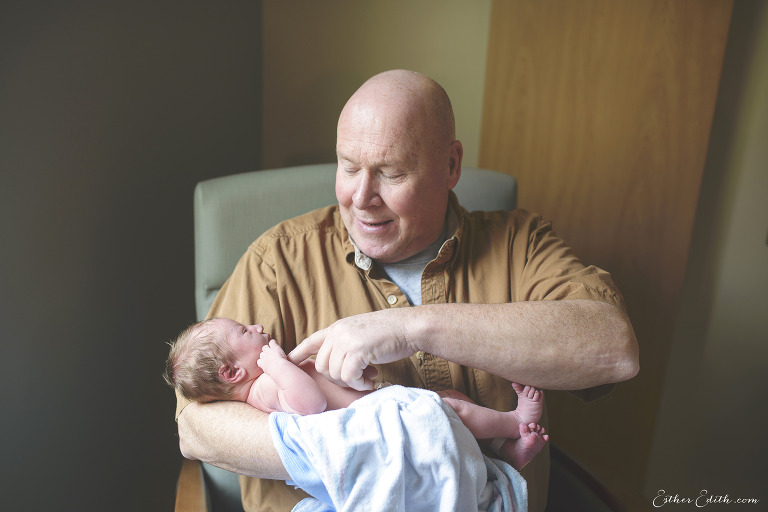 fresh 48, early hours, birth photographers spokane, birth photos spokane washington, coeur d'alene fresh 48, kirkland fresh 48, birth photography spokane washington, spokane birth photographers, esther edith, spokane doula