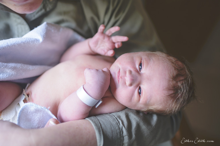 fresh 48, early hours, birth photographers spokane, birth photos spokane washington, coeur d'alene fresh 48, kirkland fresh 48, birth photography spokane washington, spokane birth photographers, esther edith, spokane doula