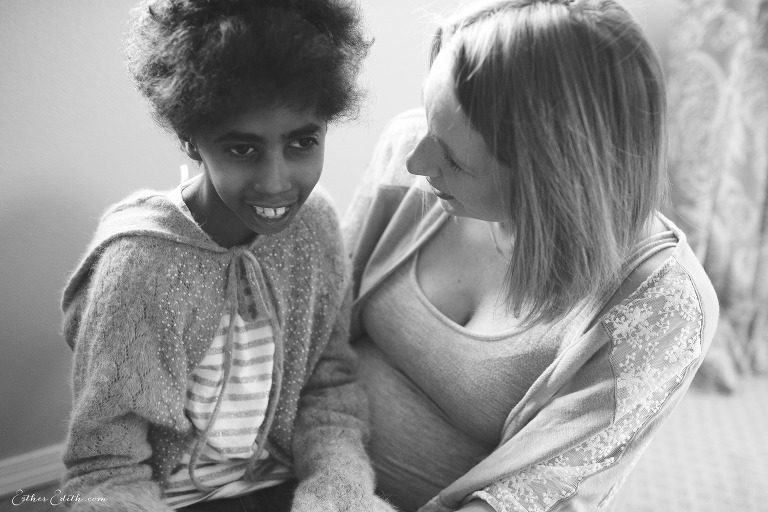 baby nursery spokane, indoor maternity session, casual indoor maternity photos, Spokane Maternity Photographers, baby bump, pregnancy phtoos spokane, coeur d'alene maternity photographers, spokane professional pregnancy photographers