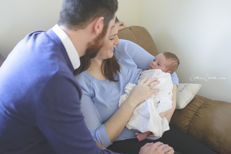 Spokane Newborn Lifestyle Photos, Newborn photography, spokane newborn photographers, cda newborn photography, coeur dalene newborn photographers, natural newborn photos, indoor newborn photos, in home newborn photography, candid newborn photos