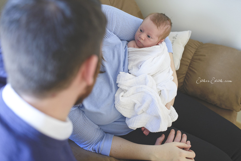 Spokane Newborn Lifestyle Photos, Newborn photography, spokane newborn photographers, cda newborn photography, coeur dalene newborn photographers, natural newborn photos, indoor newborn photos, in home newborn photography, candid newborn photos