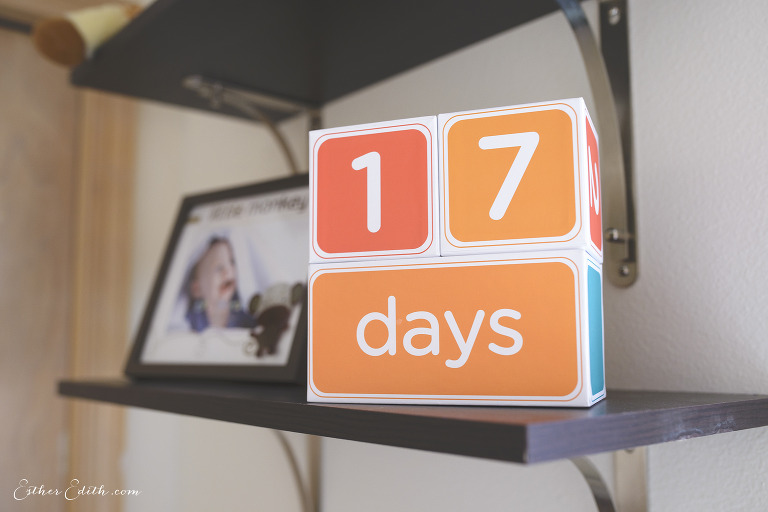 Spokane Newborn Lifestyle Photos, Newborn photography, spokane newborn photographers, cda newborn photography, coeur dalene newborn photographers, natural newborn photos, indoor newborn photos, in home newborn photography, candid newborn photos