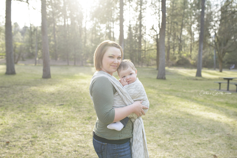 family photography spokane, babywearing photography spokane, cda and spokane baby photographer, tekhni woven wrap persephone, Esther Edith Photographer and Doula, Kenzi and Ryan, babywearing photos