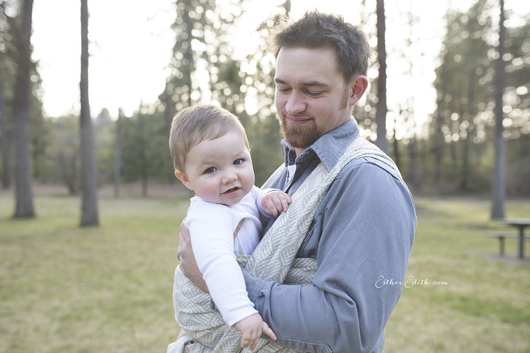 family photography spokane, babywearing photography spokane, cda and spokane baby photographer, tekhni woven wrap persephone, Esther Edith Photographer and Doula, Kenzi and Ryan, babywearing photos
