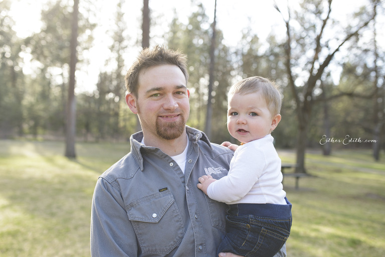 family photography spokane, babywearing photography spokane, cda and spokane baby photographer, tekhni woven wrap persephone, Esther Edith Photographer and Doula, Kenzi and Ryan, babywearing photos