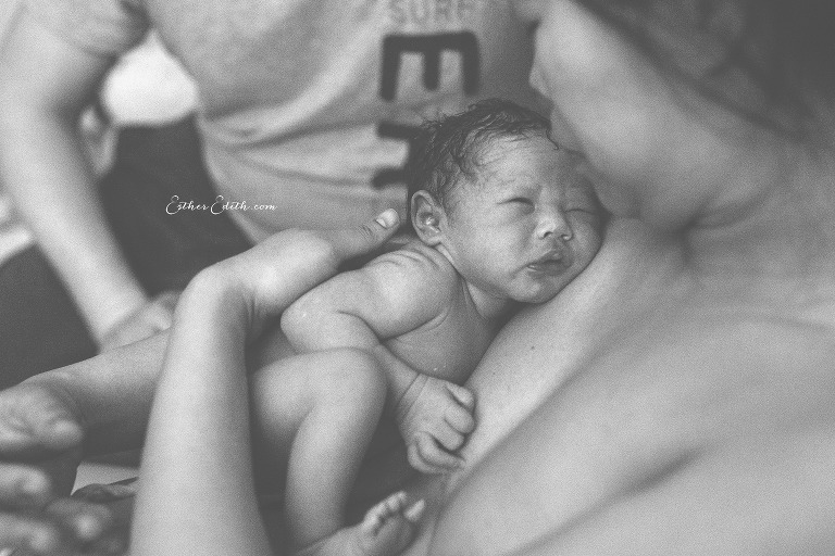 homebirth photographer, Spokane Birth Photography, Spokane doula, washington birth photographers, birth photos, newborn photos, professional birth photography, home birth photos, birth without fear, water birth
