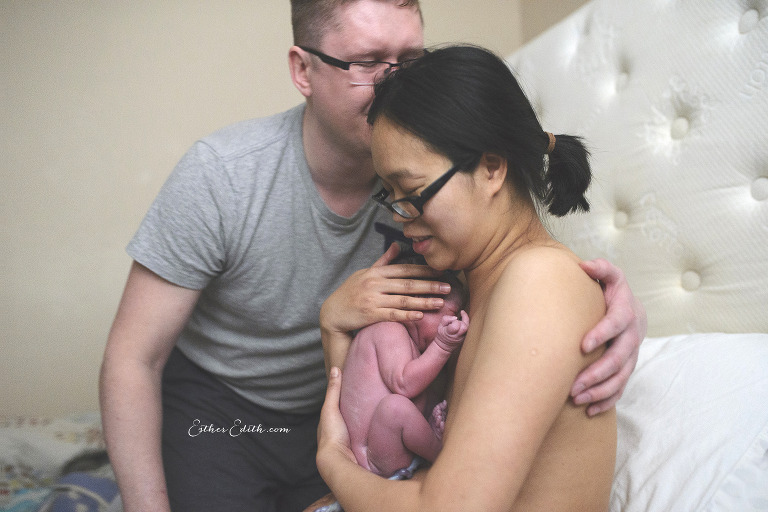 homebirth photographer, Spokane Birth Photography, Spokane doula, washington birth photographers, birth photos, newborn photos, professional birth photography, home birth photos, birth without fear, water birth