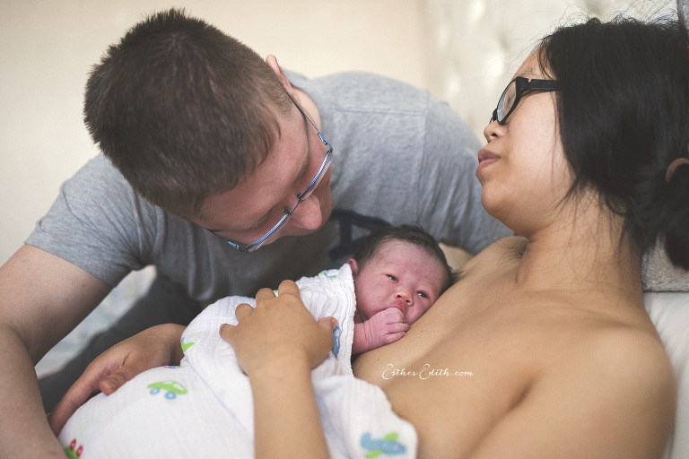 homebirth photographer, Spokane Birth Photography, Spokane doula, washington birth photographers, birth photos, newborn photos, professional birth photography, home birth photos, birth without fear, water birth