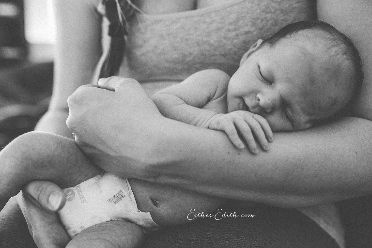 Spokane Newborn Lifestyle Photos, Newborn photography, spokane newborn photographers, cda newborn photography, coeur dalene newborn photographers, natural newborn photos, indoor newborn photos, in home newborn photography, candid newborn photos