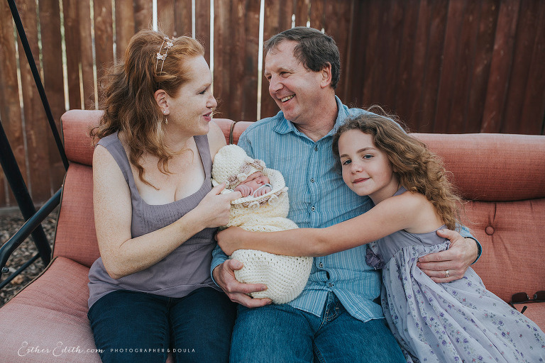 spokane birth photographers, in home birth photography, newborn birth photos spokane