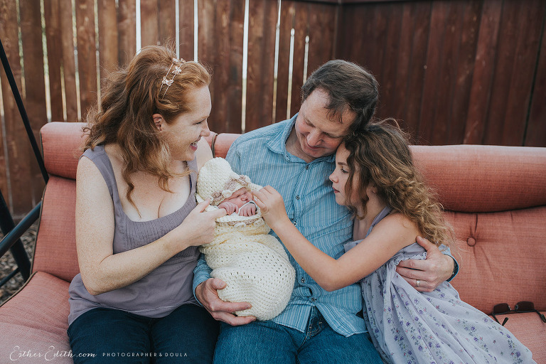 spokane birth photographers, in home birth photography, newborn birth photos spokane