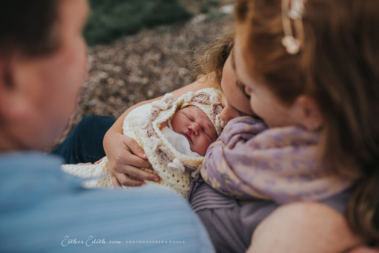 spokane birth photographers, in home birth photography, newborn birth photos spokane