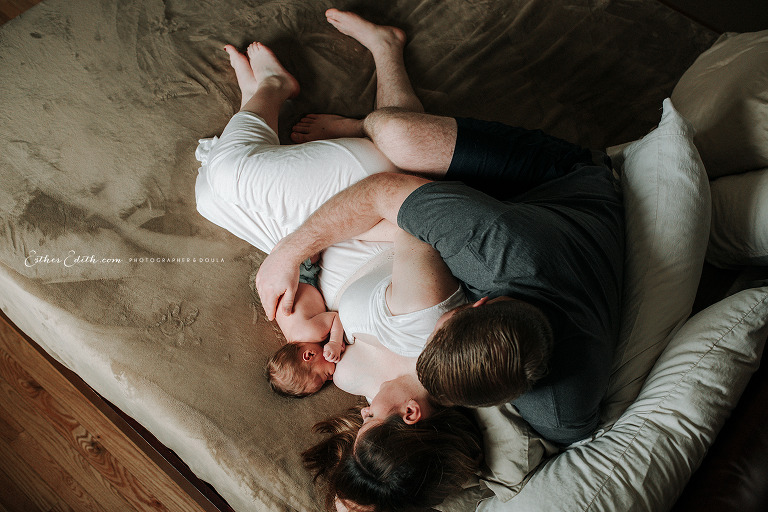 Newborn Photography Spokane, CDA Idaho Newborn Photographers, Best Newborn photographers Spokane, home birth spokane, natural birth Spokane, Idaho home birth, birth photographer Spokane, Washington home birth,