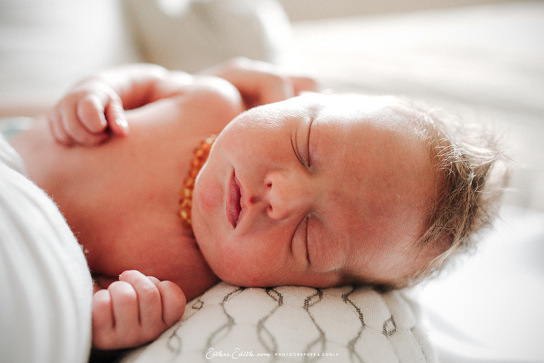 Newborn Photography Spokane, CDA Idaho Newborn Photographers, Best Newborn photographers Spokane, home birth spokane, natural birth Spokane, Idaho home birth, birth photographer Spokane, Washington home birth,