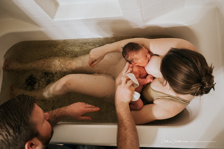 Newborn Photography Spokane, CDA Idaho Newborn Photographers, Best Newborn photographers Spokane, home birth spokane, natural birth Spokane, Idaho home birth, birth photographer Spokane, Washington home birth, herbal bath, caring coconut, organic herbal bath doula