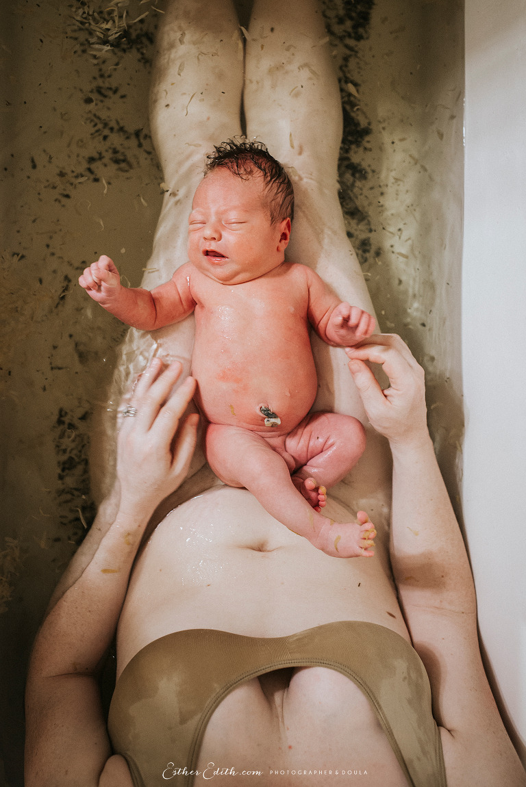 Newborn Photography Spokane, CDA Idaho Newborn Photographers, Best Newborn photographers Spokane, home birth spokane, natural birth Spokane, Idaho home birth, birth photographer Spokane, Washington home birth, herbal bath, caring coconut, organic herbal bath doula