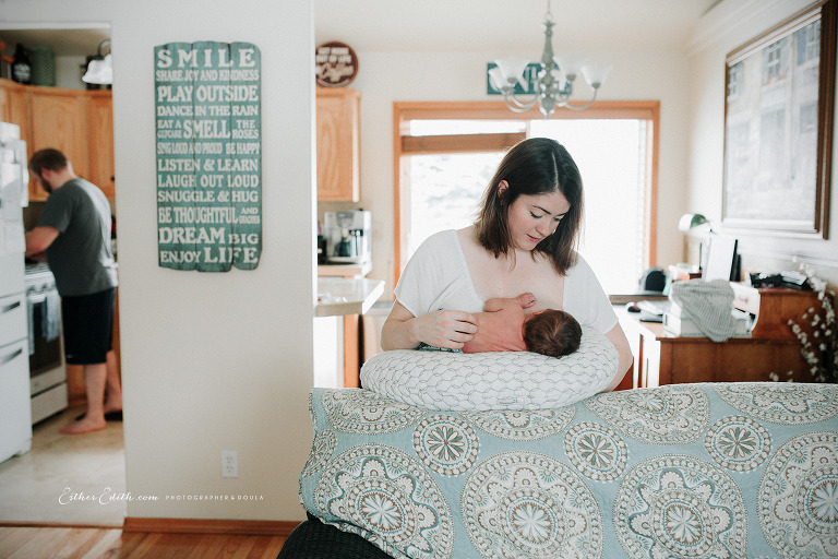 Newborn Photography Spokane, CDA Idaho Newborn Photographers, Best Newborn photographers Spokane, home birth spokane, natural birth Spokane, Idaho home birth, birth photographer Spokane, Washington home birth,